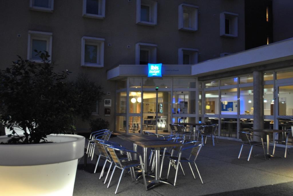 Ibis Budget Loriol Le Pouzin Eksteriør bilde
