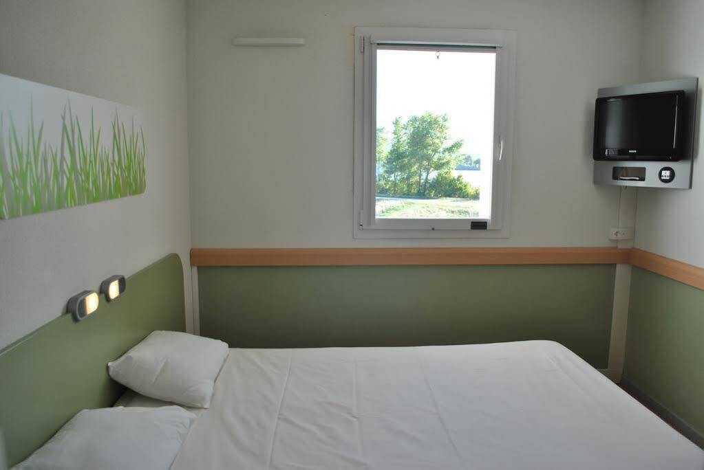 Ibis Budget Loriol Le Pouzin Eksteriør bilde